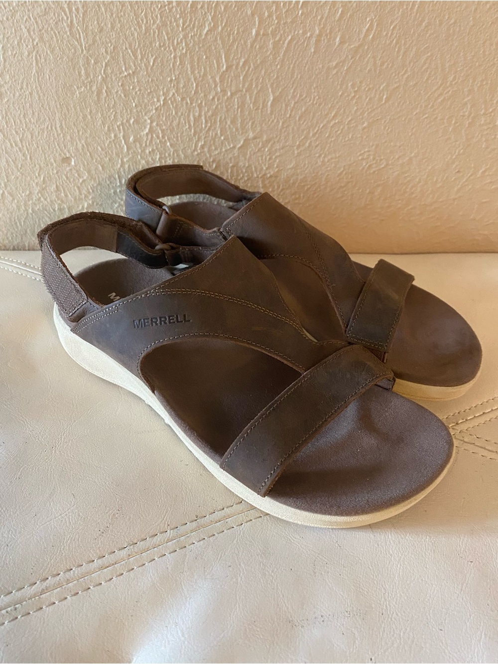 Merrell Women’s Brown Leather Sandals District 4 Luxe Backstrap Size 8 - Picture 2 of 6